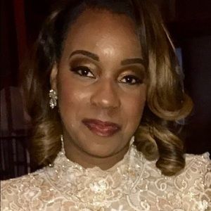 Meet your Posher, Kandi